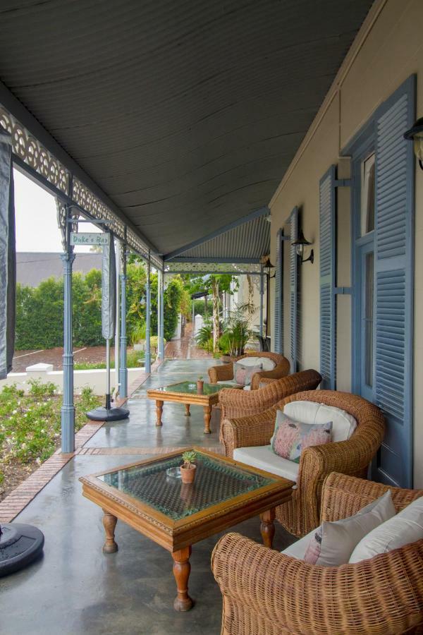 Pontac Manor Hotel & Restaurant Парл Екстериор снимка